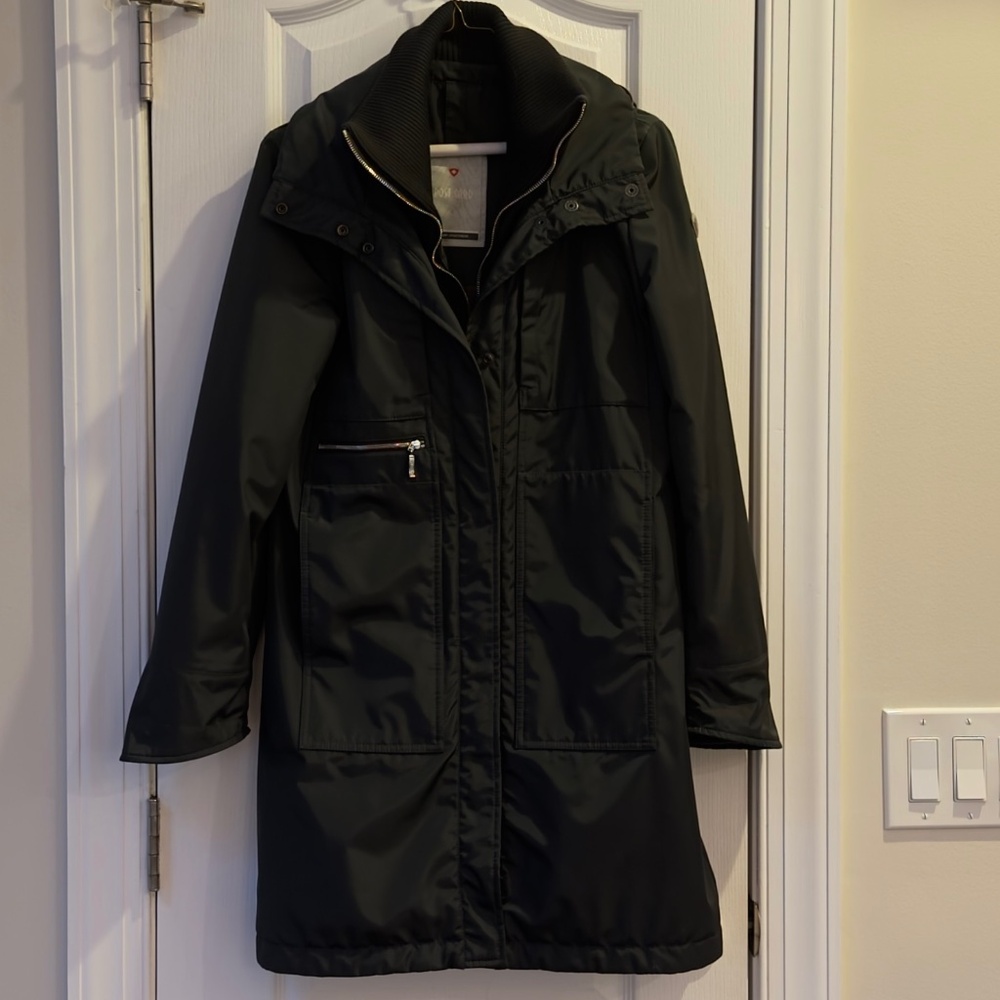 Postcard Ski Jacket Black Dual Layer Winter Luxe | Made in Italy /Size 2